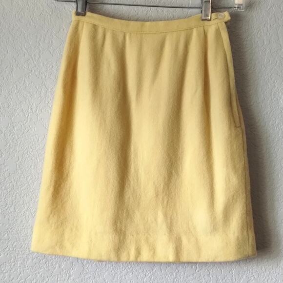 Bobbie Brooks Vintage Union Made NEW Butter Yellow Wool Blend Mini Skirt 5 - Picture 1 of 9